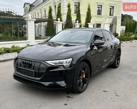 Черный Ауди E-Tron, объемом двигателя 0 л и пробегом 59 тыс. км за 33500 $, фото 4 на Automoto.ua