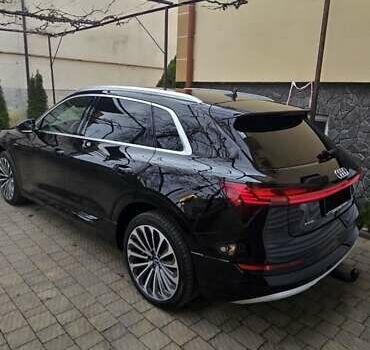 Ауди E-Tron 2020 в Киеве на Automoto.ua Черный Ауди E-Tron, объемом двигателя 0 л и пробегом 168 тыс. км за 26800 $, фото 2 на Automoto.ua