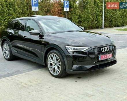 Черный Ауди E-Tron, объемом двигателя 0 л и пробегом 101 тыс. км за 29900 $, фото 4 на Automoto.ua