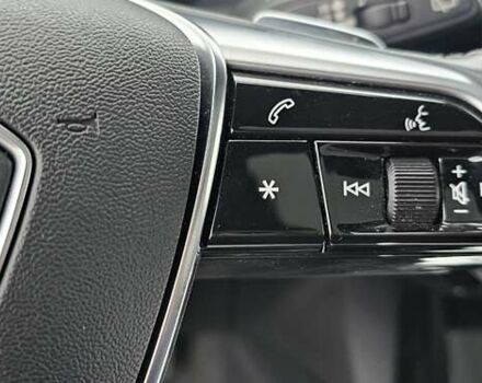 Чорний Ауді E-Tron, об'ємом двигуна 0 л та пробігом 120 тис. км за 33500 $, фото 75 на Automoto.ua