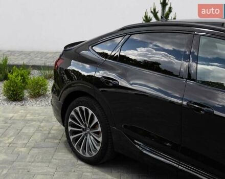 Черный Ауди E-Tron, объемом двигателя 0 л и пробегом 50 тыс. км за 39400 $, фото 9 на Automoto.ua