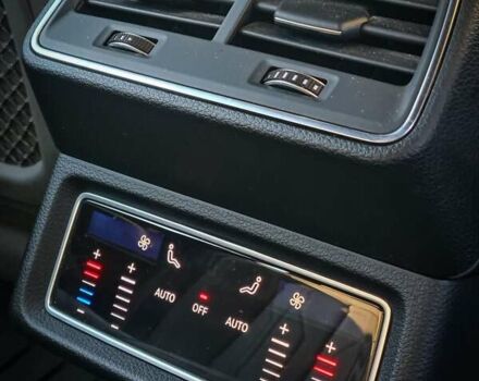 Чорний Ауді E-Tron, об'ємом двигуна 0 л та пробігом 33 тис. км за 28500 $, фото 14 на Automoto.ua