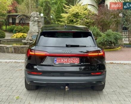 Чорний Ауді E-Tron, об'ємом двигуна 0 л та пробігом 159 тис. км за 24500 $, фото 65 на Automoto.ua