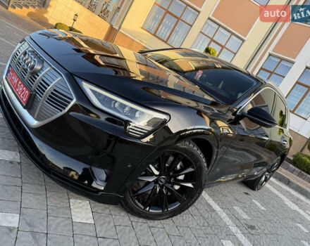 Чорний Ауді E-Tron, об'ємом двигуна 0 л та пробігом 150 тис. км за 26999 $, фото 29 на Automoto.ua