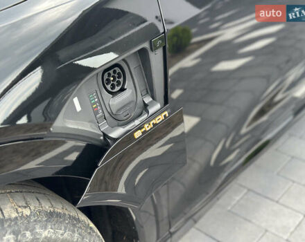 Черный Ауди E-Tron, объемом двигателя 0 л и пробегом 130 тыс. км за 26500 $, фото 34 на Automoto.ua