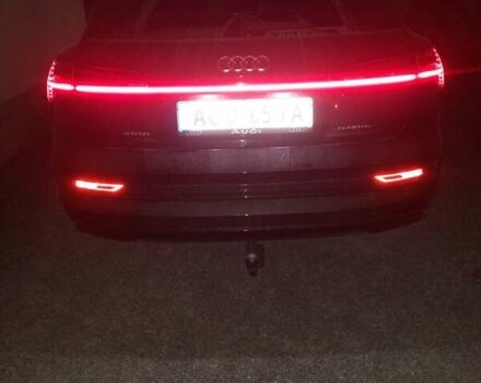 Черный Ауди E-Tron, объемом двигателя 0 л и пробегом 118 тыс. км за 35500 $, фото 5 на Automoto.ua