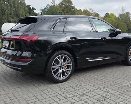 Черный Ауди E-Tron, объемом двигателя 0 л и пробегом 138 тыс. км за 29900 $, фото 19 на Automoto.ua
