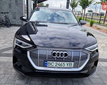 Черный Ауди E-Tron, объемом двигателя 0 л и пробегом 36 тыс. км за 26000 $, фото 49 на Automoto.ua