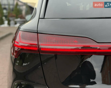 Чорний Ауді E-Tron, об'ємом двигуна 0 л та пробігом 51 тис. км за 31499 $, фото 23 на Automoto.ua