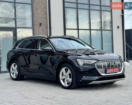 Черный Ауди E-Tron, объемом двигателя 0 л и пробегом 130 тыс. км за 22300 $, фото 22 на Automoto.ua