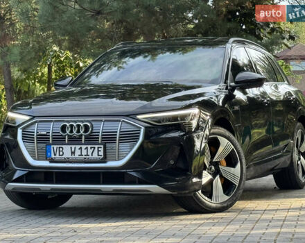 Черный Ауди E-Tron, объемом двигателя 0 л и пробегом 170 тыс. км за 28800 $, фото 5 на Automoto.ua
