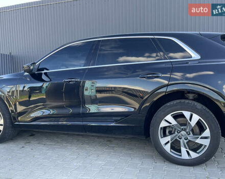Черный Ауди E-Tron, объемом двигателя 0 л и пробегом 67 тыс. км за 29999 $, фото 18 на Automoto.ua