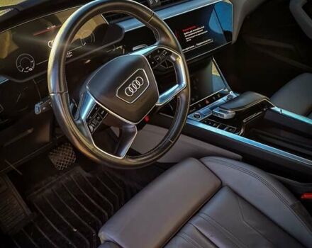 Чорний Ауді E-Tron, об'ємом двигуна 0 л та пробігом 33 тис. км за 28500 $, фото 11 на Automoto.ua