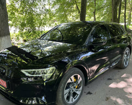 Черный Ауди E-Tron, объемом двигателя 0 л и пробегом 199 тыс. км за 27999 $, фото 14 на Automoto.ua