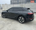 Чорний Ауді E-Tron, об'ємом двигуна 0 л та пробігом 155 тис. км за 30999 $, фото 7 на Automoto.ua