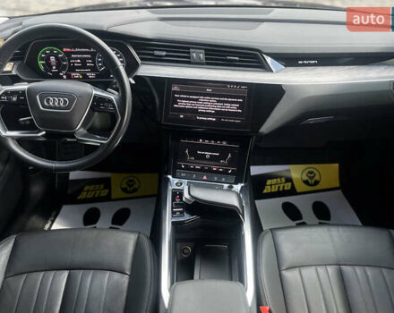 Черный Ауди E-Tron, объемом двигателя 0 л и пробегом 143 тыс. км за 29999 $, фото 9 на Automoto.ua