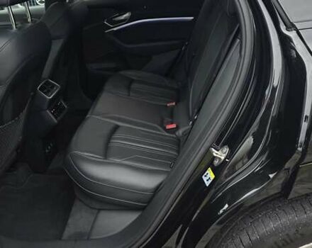 Черный Ауди E-Tron, объемом двигателя 0 л и пробегом 138 тыс. км за 29900 $, фото 56 на Automoto.ua