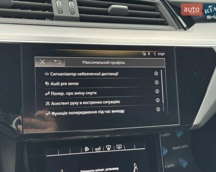 Черный Ауди E-Tron, объемом двигателя 0 л и пробегом 85 тыс. км за 30900 $, фото 4 на Automoto.ua