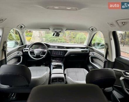 Чорний Ауді E-Tron, об'ємом двигуна 0 л та пробігом 159 тис. км за 24500 $, фото 109 на Automoto.ua