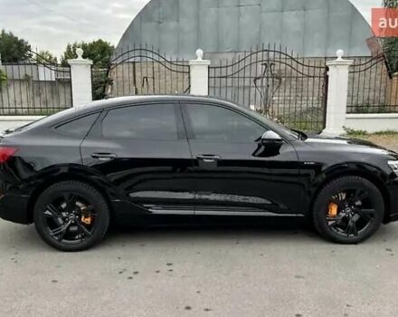 Черный Ауди E-Tron, объемом двигателя 0 л и пробегом 59 тыс. км за 33500 $, фото 8 на Automoto.ua