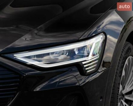 Черный Ауди E-Tron, объемом двигателя 0 л и пробегом 50 тыс. км за 39400 $, фото 3 на Automoto.ua