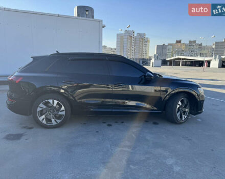 Чорний Ауді E-Tron, об'ємом двигуна 0 л та пробігом 155 тис. км за 29499 $, фото 12 на Automoto.ua