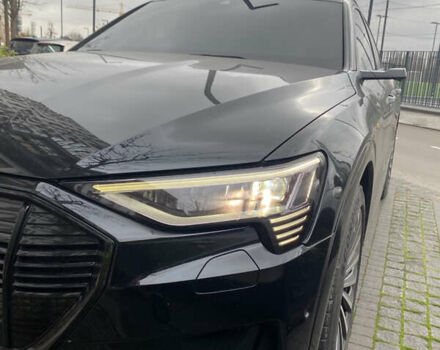Черный Ауди E-Tron, объемом двигателя 0 л и пробегом 146 тыс. км за 31900 $, фото 19 на Automoto.ua