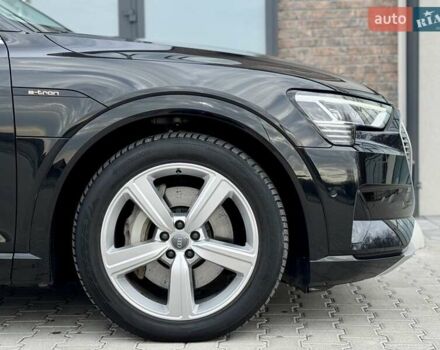 Черный Ауди E-Tron, объемом двигателя 0 л и пробегом 130 тыс. км за 22300 $, фото 29 на Automoto.ua