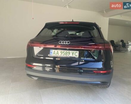 Черный Ауди E-Tron, объемом двигателя 0 л и пробегом 40 тыс. км за 29800 $, фото 5 на Automoto.ua