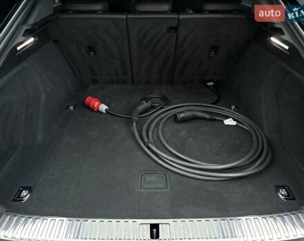 Черный Ауди E-Tron, объемом двигателя 0 л и пробегом 105 тыс. км за 35990 $, фото 19 на Automoto.ua