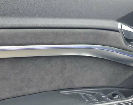 Черный Ауди E-Tron, объемом двигателя 0 л и пробегом 138 тыс. км за 29900 $, фото 41 на Automoto.ua