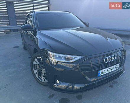 Чорний Ауді E-Tron, об'ємом двигуна 0 л та пробігом 155 тис. км за 29499 $, фото 15 на Automoto.ua