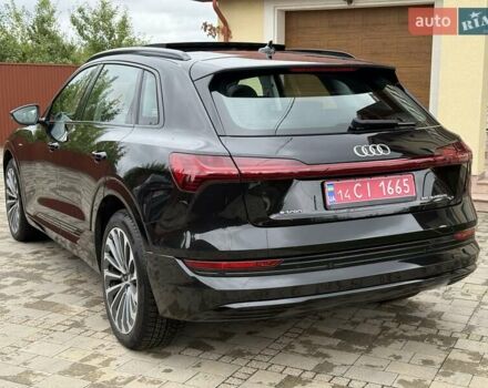 Черный Ауди E-Tron, объемом двигателя 0 л и пробегом 97 тыс. км за 29900 $, фото 3 на Automoto.ua