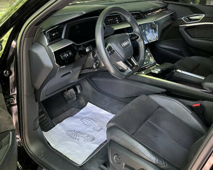 Черный Ауди E-Tron, объемом двигателя 0 л и пробегом 199 тыс. км за 27999 $, фото 39 на Automoto.ua