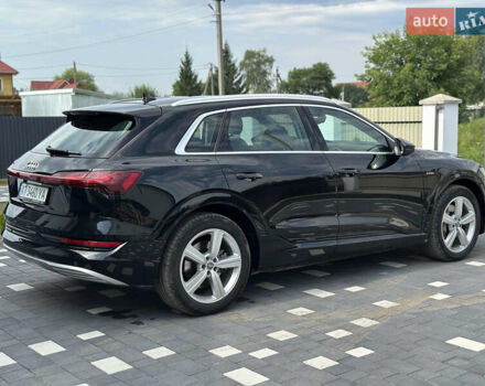 Черный Ауди E-Tron, объемом двигателя 0 л и пробегом 130 тыс. км за 26500 $, фото 8 на Automoto.ua