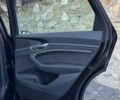 Чорний Ауді E-Tron, об'ємом двигуна 0 л та пробігом 253 тис. км за 24200 $, фото 61 на Automoto.ua