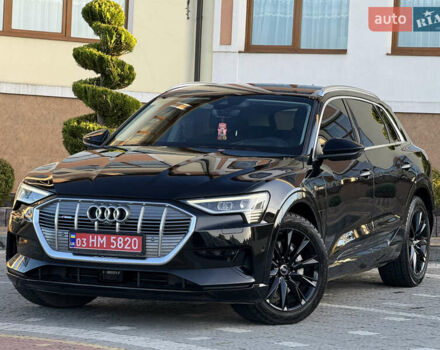 Чорний Ауді E-Tron, об'ємом двигуна 0 л та пробігом 150 тис. км за 25900 $, фото 24 на Automoto.ua