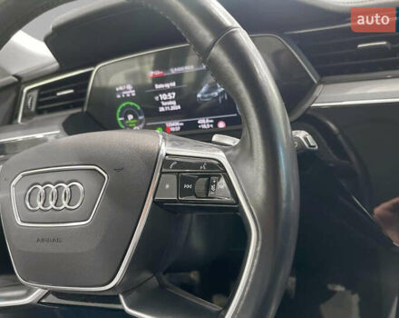 Черный Ауди E-Tron, объемом двигателя 0 л и пробегом 125 тыс. км за 21700 $, фото 21 на Automoto.ua