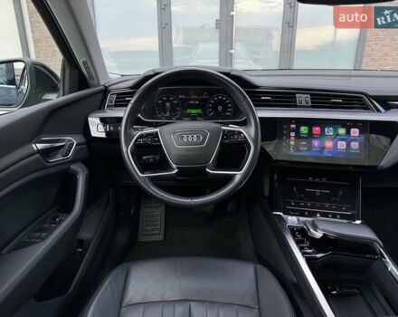 Черный Ауди E-Tron, объемом двигателя 0 л и пробегом 130 тыс. км за 22300 $, фото 2 на Automoto.ua