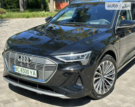 Чорний Ауді E-Tron, об'ємом двигуна 0 л та пробігом 52 тис. км за 46999 $, фото 23 на Automoto.ua