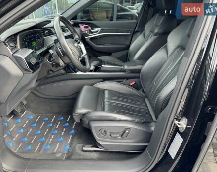 Черный Ауди E-Tron, объемом двигателя 0 л и пробегом 85 тыс. км за 30900 $, фото 5 на Automoto.ua