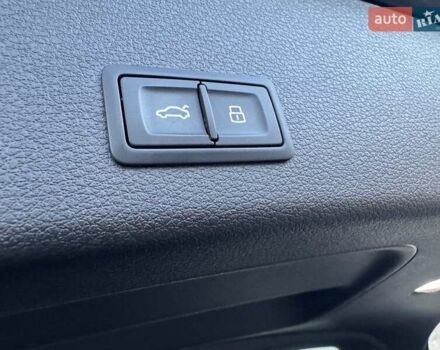 Чорний Ауді E-Tron, об'ємом двигуна 0 л та пробігом 253 тис. км за 24200 $, фото 66 на Automoto.ua