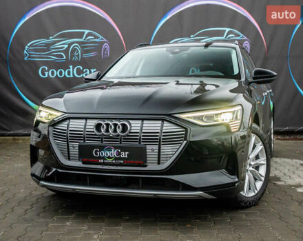 Чорний Ауді E-Tron, об'ємом двигуна 0 л та пробігом 75 тис. км за 29900 $, фото 4 на Automoto.ua