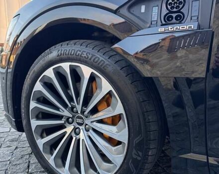 Чорний Ауді E-Tron, об'ємом двигуна 0 л та пробігом 253 тис. км за 24200 $, фото 25 на Automoto.ua