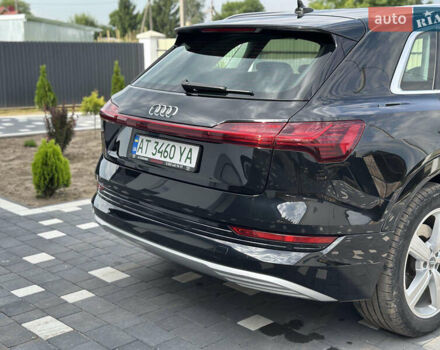 Черный Ауди E-Tron, объемом двигателя 0 л и пробегом 130 тыс. км за 26500 $, фото 14 на Automoto.ua