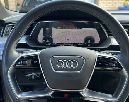 Черный Ауди E-Tron, объемом двигателя 0 л и пробегом 133 тыс. км за 28000 $, фото 46 на Automoto.ua