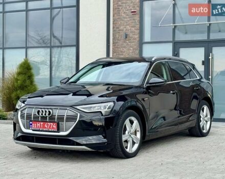 Черный Ауди E-Tron, объемом двигателя 0 л и пробегом 130 тыс. км за 22300 $, фото 10 на Automoto.ua
