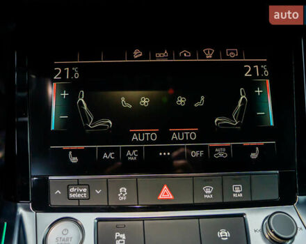 Чорний Ауді E-Tron, об'ємом двигуна 0 л та пробігом 75 тис. км за 29900 $, фото 75 на Automoto.ua