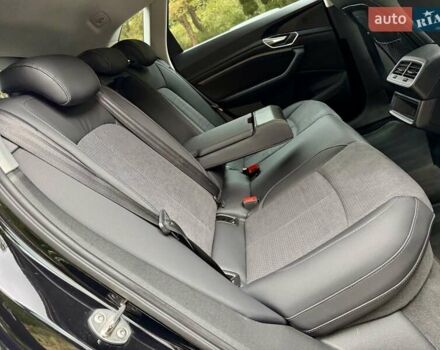 Черный Ауди E-Tron, объемом двигателя 0 л и пробегом 159 тыс. км за 24000 $, фото 116 на Automoto.ua