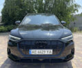 Чорний Ауді E-Tron, об'ємом двигуна 0 л та пробігом 128 тис. км за 31500 $, фото 13 на Automoto.ua